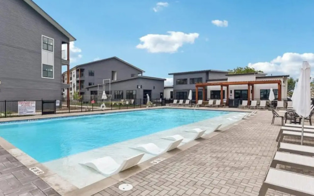 Landing Apartments Seguin