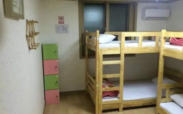 Jeonju Nangmansidai Guest House