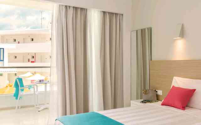 Nasos Hotel & Resort