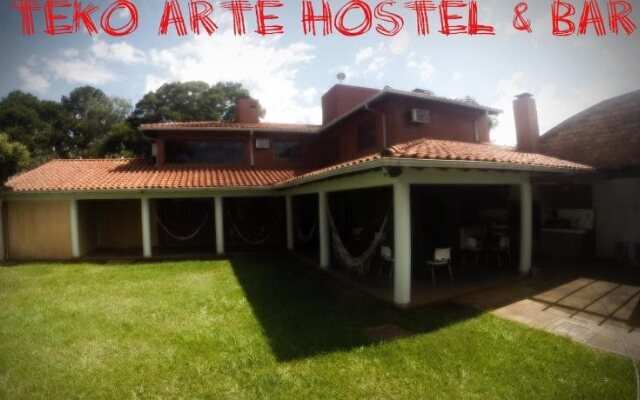 Teko Arte Hostel & Bar