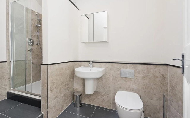 Henrietta Suites City Centre