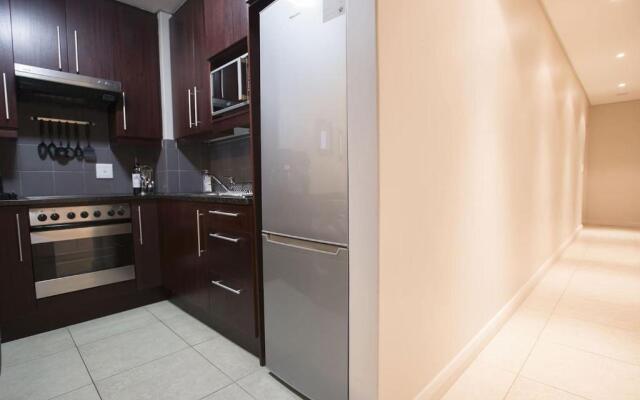 2 Bedroom apartment with Breathtaking Views!