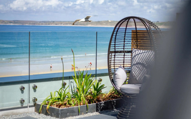 Carbis Bay Hotel & Estate