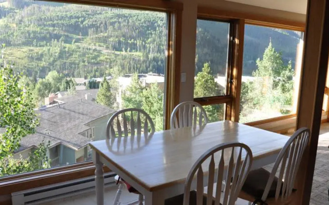 Sandstone Residences by Gore Creek Properties