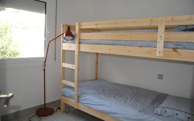 319 - Apart. Estoril