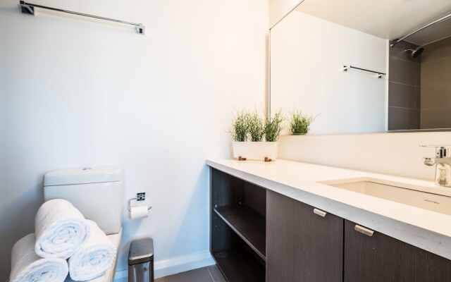 QuickStay - Luxury Executive in Yorkville (Yonge & Bloor)