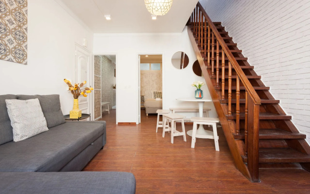 Liberty Duplex I By Lu Holiday