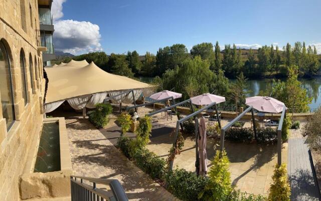 Palacio Tondon, La Rioja Brinas