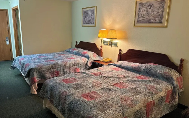 Highland Inn Peculiar