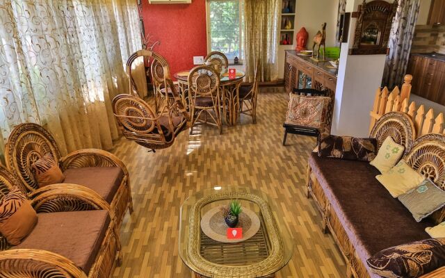 OYO 7275 Excellent Homes