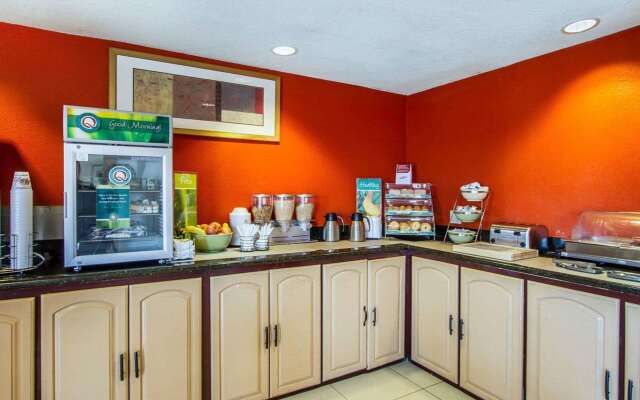 Quality Inn near Downtown Tucson
