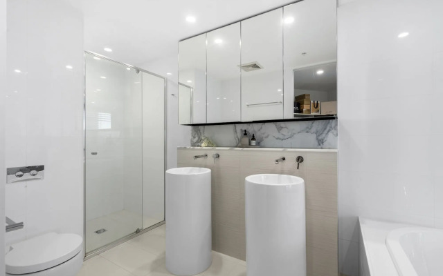 The Oracle Resort Broadbeach - GCLR
