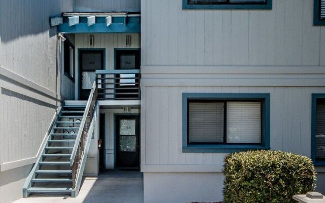 SC266 Sea Woods by RedAwning