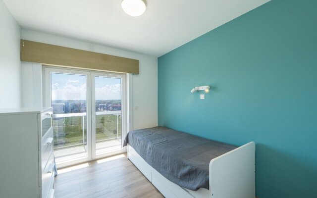 Apartment on the 5th Floor for Family