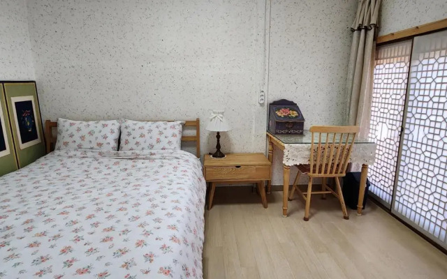 Kim's House in Andong