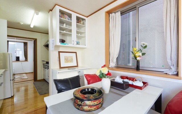 Komagome Luxury House