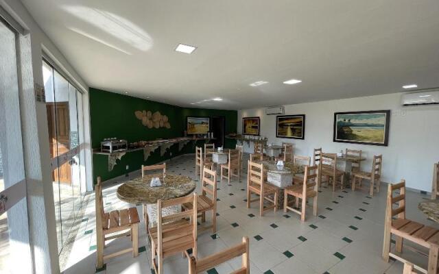 Tres Poderes Praia Hotel
