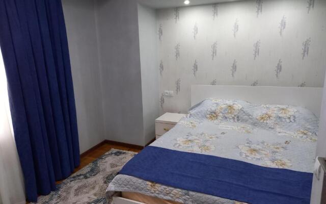 Apartment Center 1