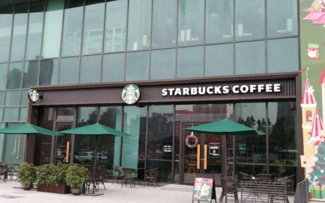 Platinum River International Apartment Hotel