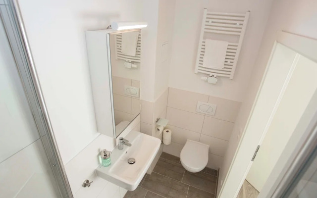 Studio Apartments Köhn