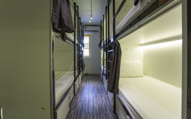 OYO 90121 Summer House Bed & Cafe