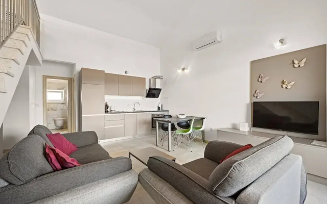 Sea View Vacation Apartment in Cres