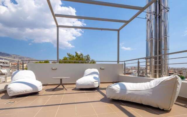 Solon - Deluxe City Center Apartment