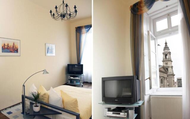 Luxurious High-End Central Grand Residence Next To the Basilica