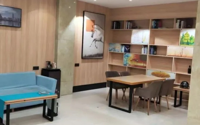 Chengzi Hotel (Gao'an Pengtai Department Store)