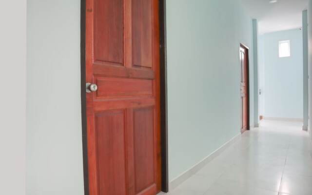 OYO 958 The Airport Residence