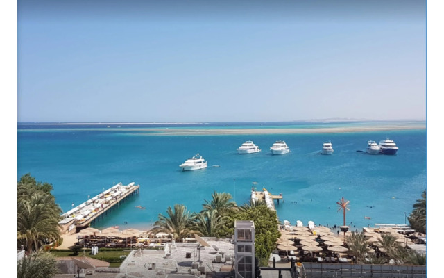 Elysees Dream Beach Hotel