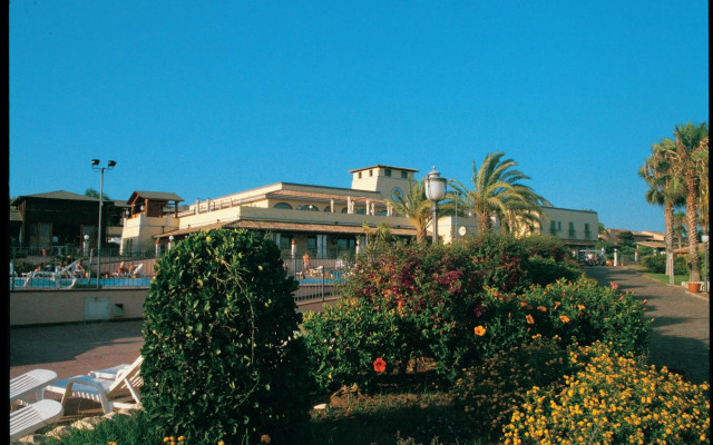 Hotel Club Baia Samuele