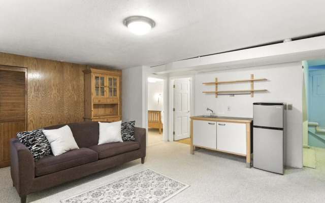 Hillside on North Queen Anne