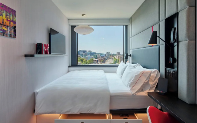 citizenM Boston Back Bay