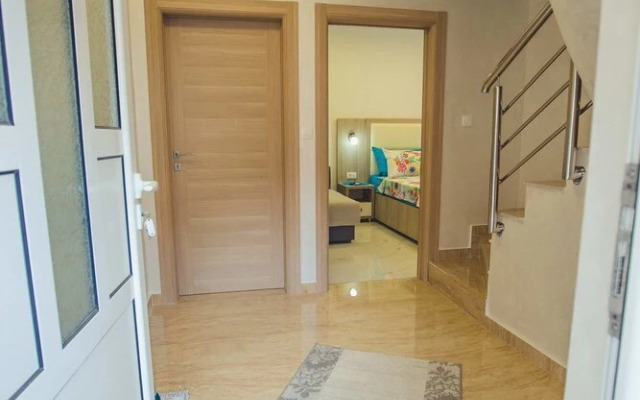 Nino Superior, Standard Triple Studio With Terrace No.4