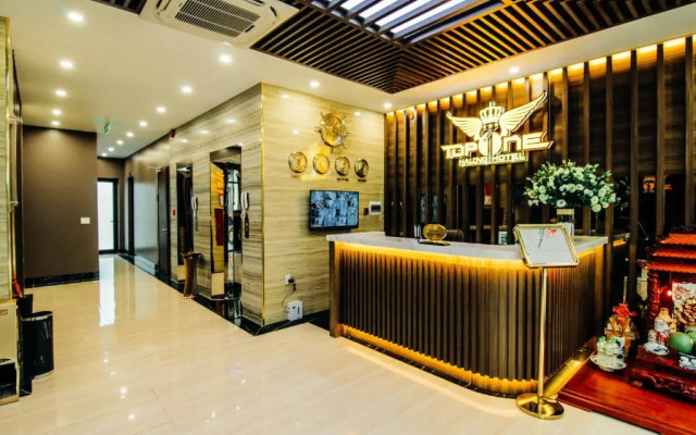 Top One Halong Hotel