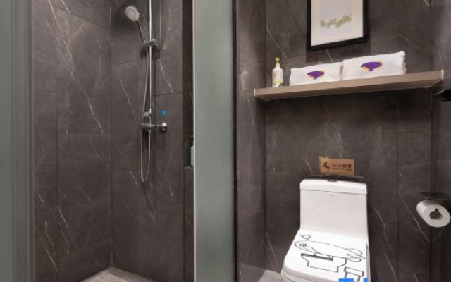 Morning Hotel (Changsha Huanghua International Airport) – Bathroom – Changsha