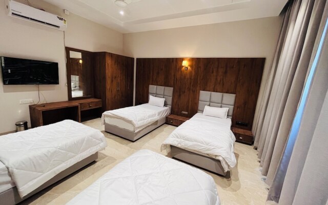 Gaurison Hotel&Resort