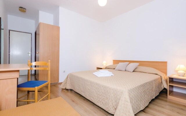 Beautiful Home in Plat With Wifi and 3 Bedrooms