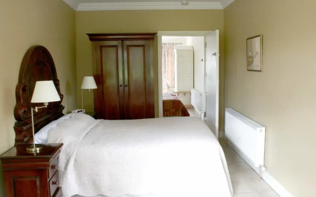 Coolanowle Country House