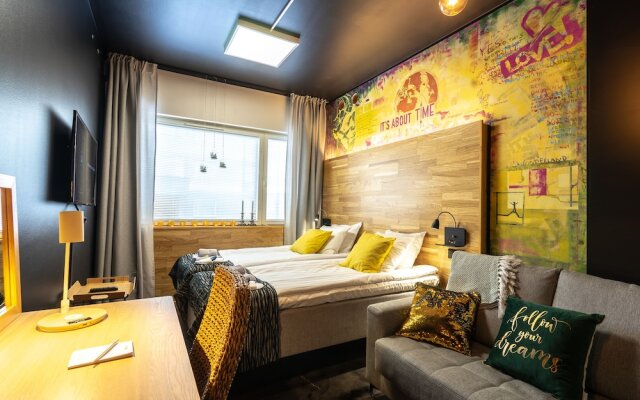 Time Hostel & Apartments