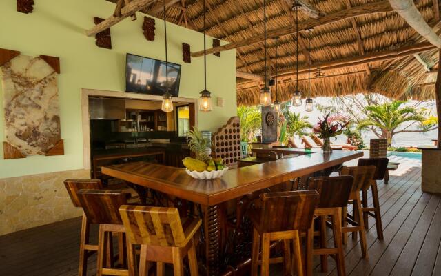Exclusive Private Island With 360 Degree View of the Ocean