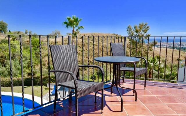 Amazing Views Duplex Apartment El Portòn de Mijas