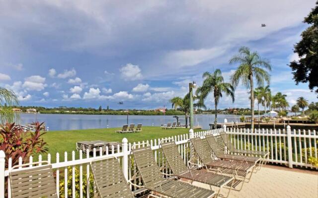 Sea Club II 5955 #8E