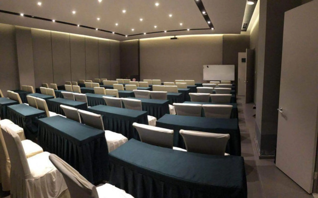 Homeinn Selected Hotel (Tianjin Railway Station Hedong Wanda Plaza)