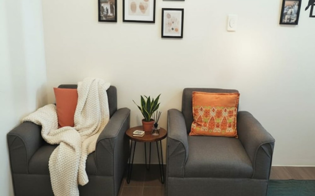 Makati City Central Stay Apartments