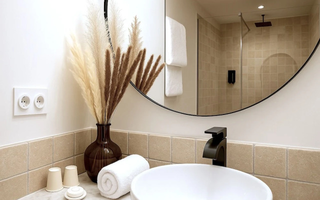 MAYA Appartements & Suites