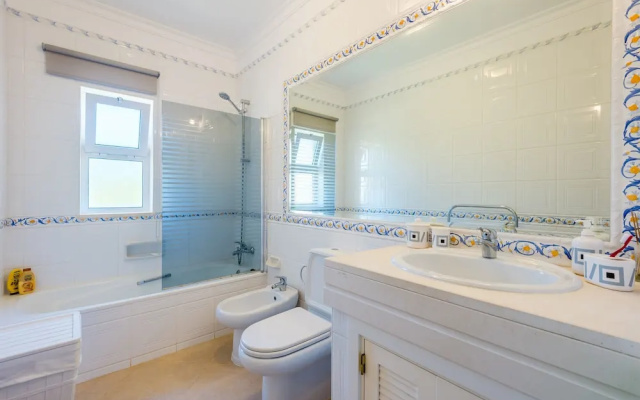 Fairviews Village Boavista Resort Lagos