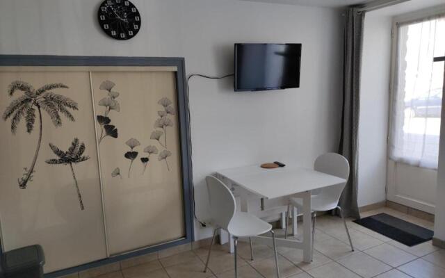 Studio 2 personnes en centre ville