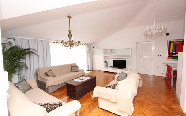 Ambienti Comfort Two-bedroom Apartment